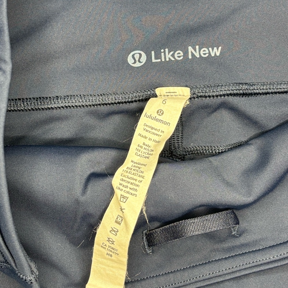 Lululemon Fast and Free High-Rise Crop – True Navy – Size 6 - Picture 5 of 5